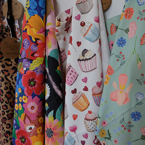 Visuel-Arts-de-vivre-torchons-Marque-Hirondelles-&-Cie_Le-Carrousel-de-Vern